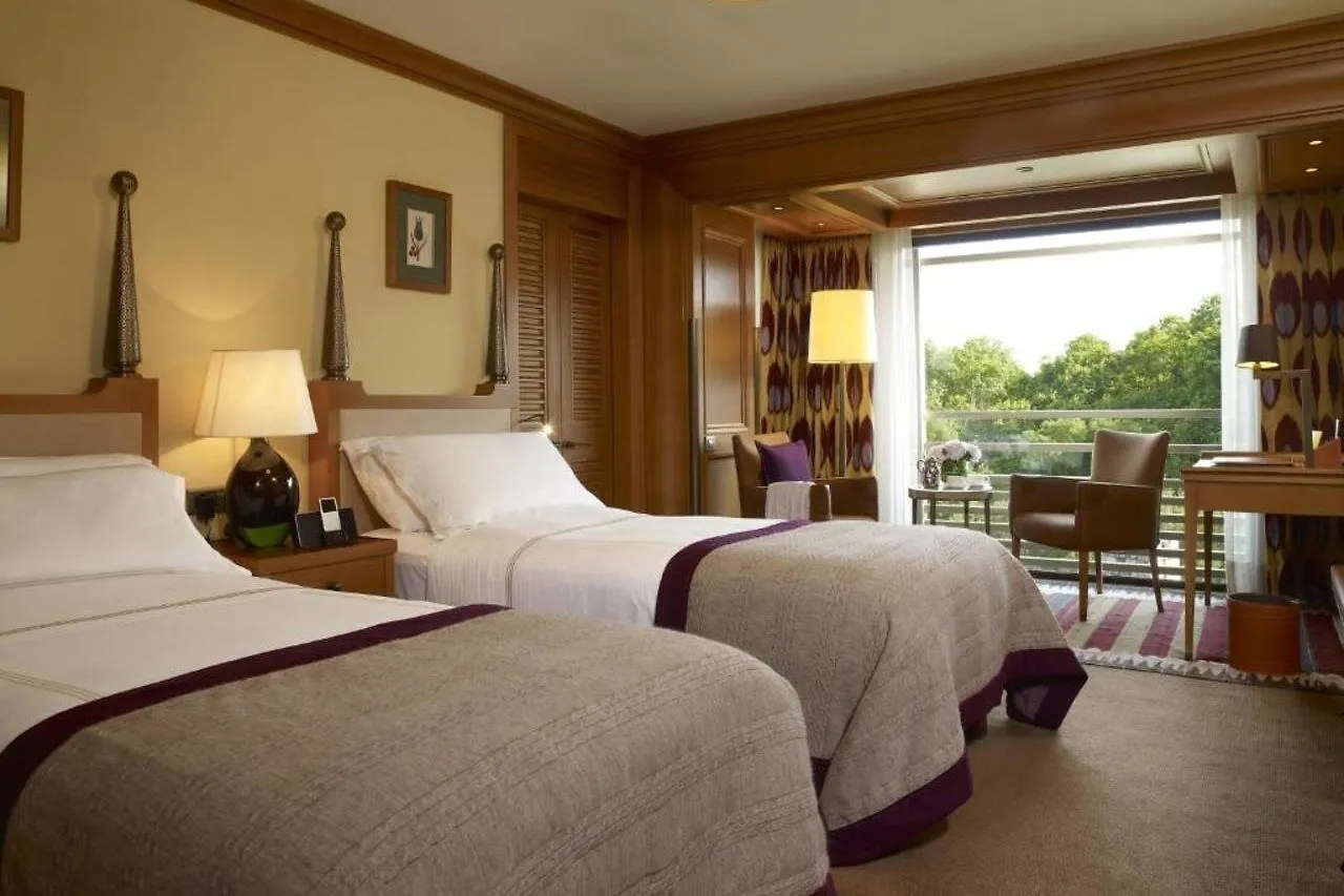 ***** Hotel Divan Istanbul Turcia