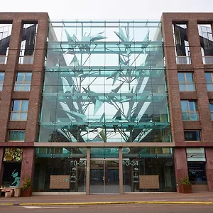 amadi-park-hotel.amsterdamhotelsnl.com/