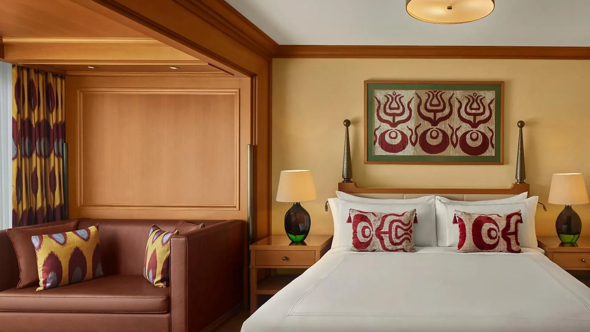 Divan Istanbul 5*,