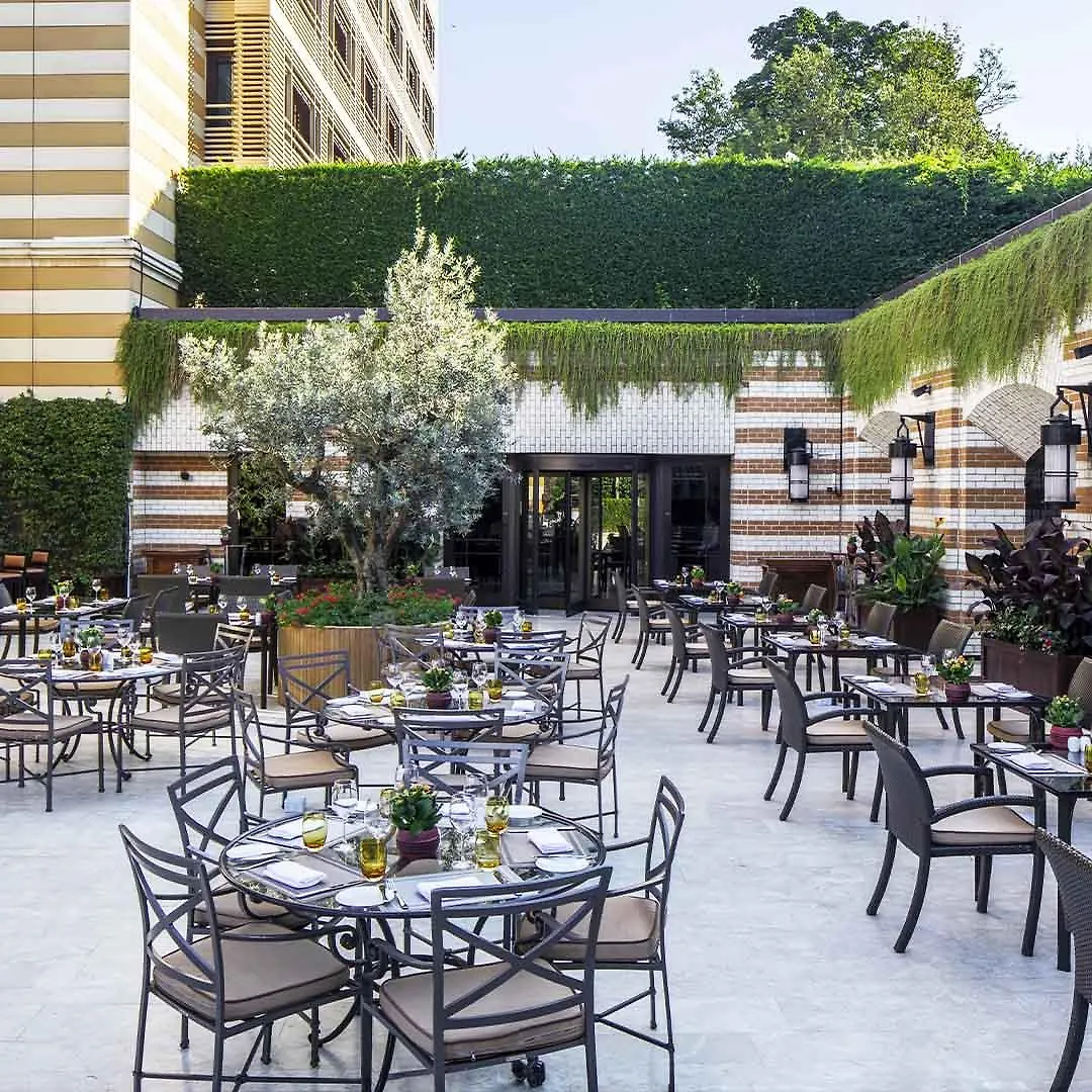 ***** Hotel Divan Istanbul Turkey