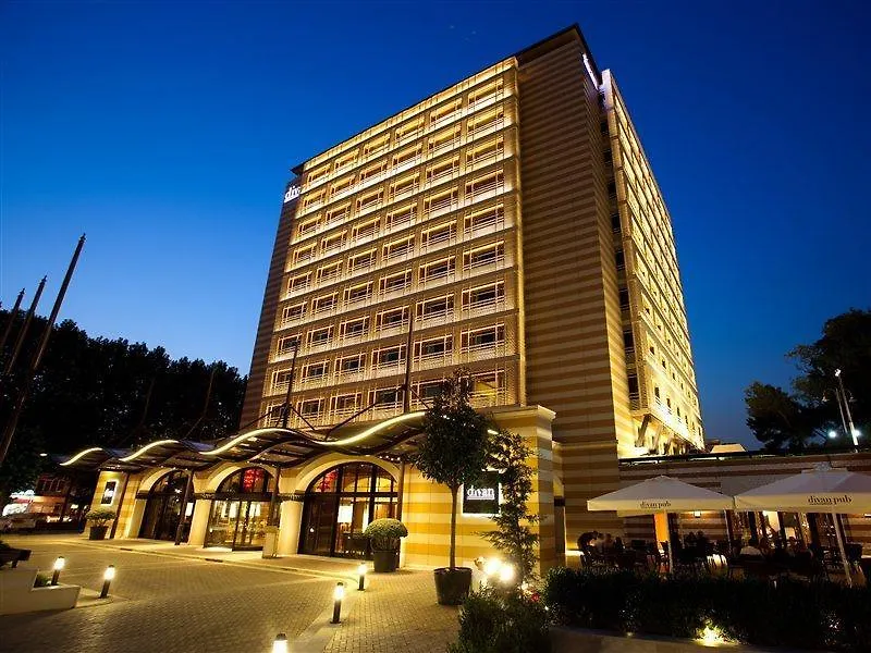 Divan Istanbul 5*,